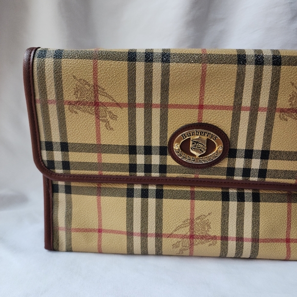 Vintage Burberrys Envelope pouch/clutch/Wristlet - Picture 3 of 16